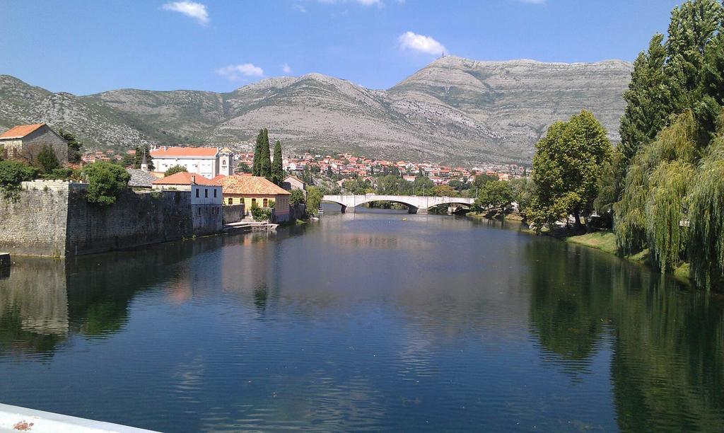 Guest House Konak Kod Danke Trebinje Exteriör bild
